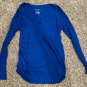 Liz Lange Maternity long sleeve shirt